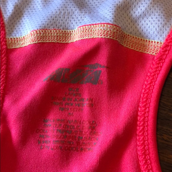 Large Pink tank top - Picture 2 of 3